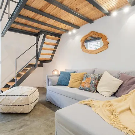 Bright Flat In Campolide Close To Metro *
