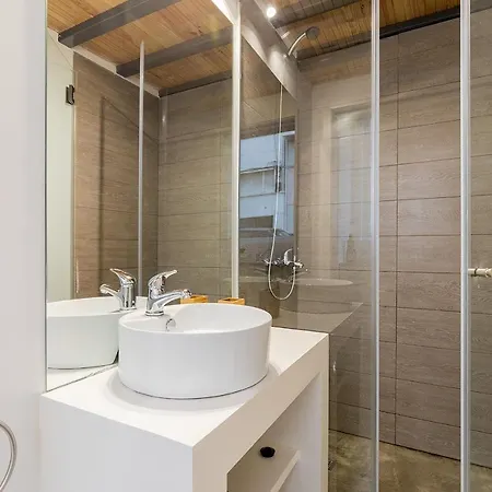 Bright Flat In Campolide Close To Metro Lisbon